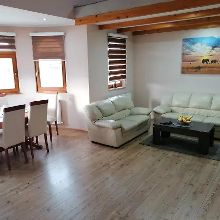 Garden Blue - Free Parking