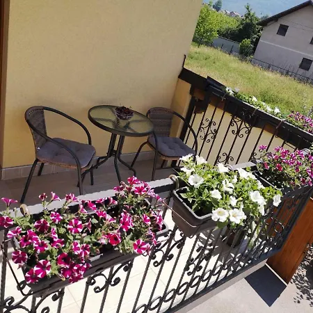 Garden Blue - Free Parking