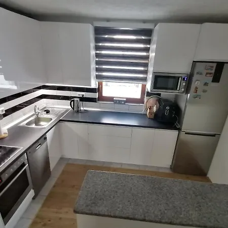 Garden Blue - Free Parking Apartment